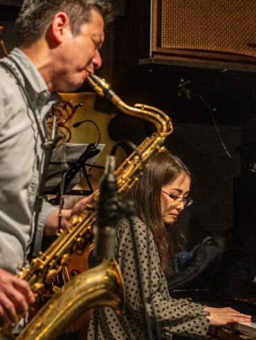 Ro Hasegawa 長谷川朗and Hitomi Nishiyama 西山瞳 at Sub Jazz Cafe, 4/19/24