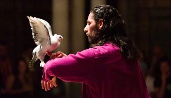 Sofiane Ouissi and dove from "Bird," photo © by Pol Guillard